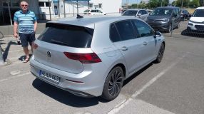 Volkswagen Golf - 2023