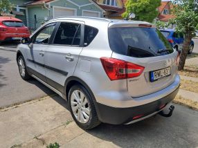 Suzuki SX4 S-Cross - 2019