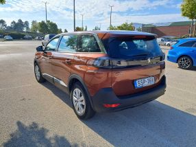 Peugeot 5008 - 2021