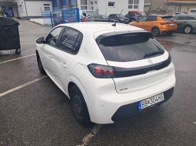 Peugeot 208 - 2021