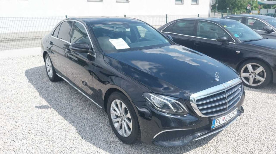 Mercedes-Benz E
