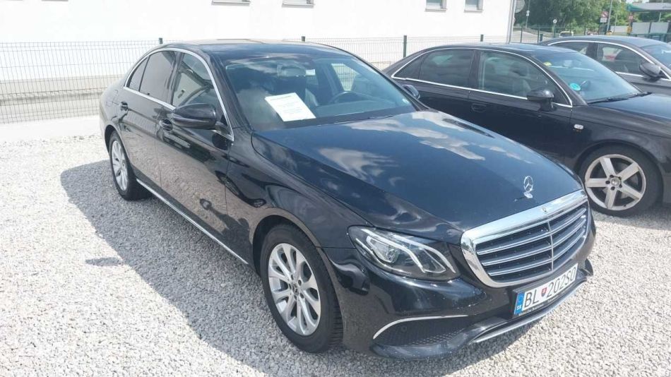 Mercedes-Benz E - 2018