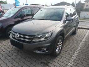 Volkswagen Tiguan - 2012
