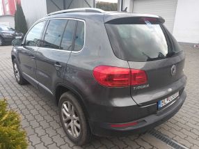 Volkswagen Tiguan - 2012