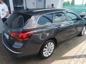 Opel Astra - 2016