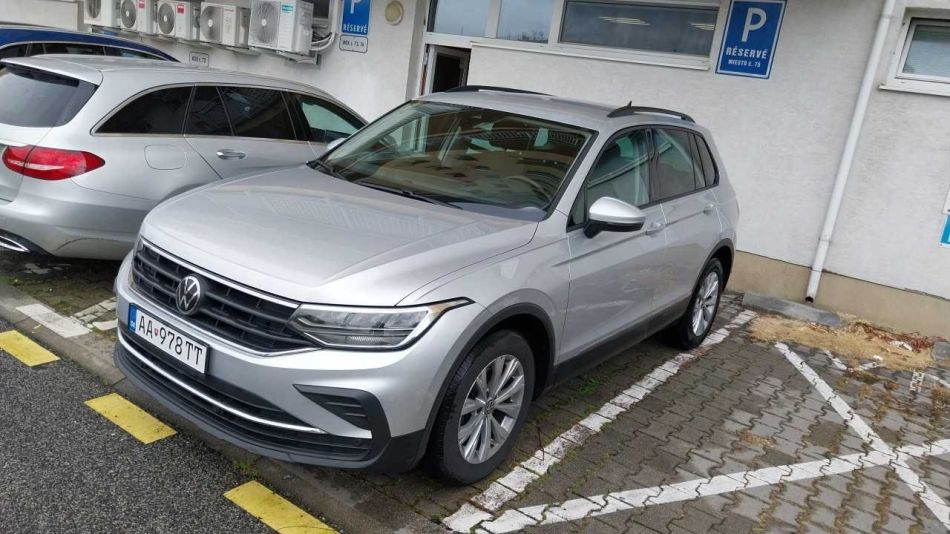 Volkswagen Tiguan - 2022