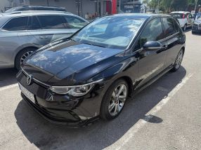 Volkswagen Golf - 2021