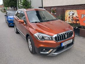 Suzuki SX4 S-Cross - 2016