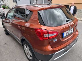 Suzuki SX4 S-Cross - 2016