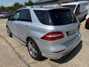 Mercedes-Benz ML - 2012