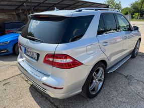 Mercedes-Benz ML - 2012