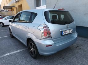 Toyota Corolla Verso - 2006