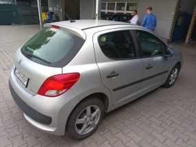 Peugeot 207 - 2009