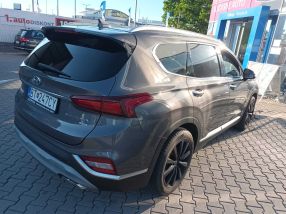 Hyundai Santa Fe - 2020