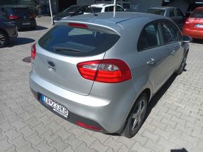 Kia Rio - 2011
