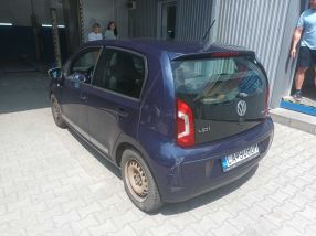 Volkswagen Up! - 2016