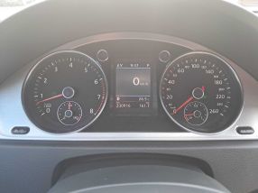 Volkswagen Passat - 2013