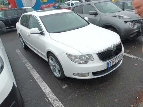 Skoda Superb - 2012