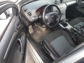 Ford Mondeo - 2010