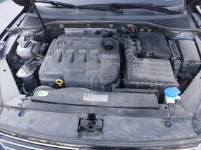 Volkswagen Passat - 2016