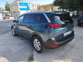 Peugeot 5008 - 2018