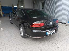 Volkswagen Passat - 2015