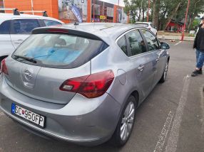 Opel Astra - 2013