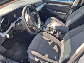 Volkswagen Golf - 2021