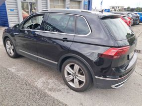 Volkswagen Tiguan - 2021