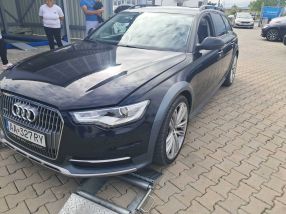 Audi Allroad - 2015