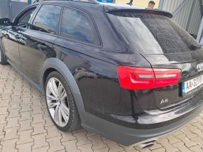 Audi Allroad - 2015