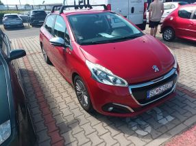 Peugeot 208 - 2016