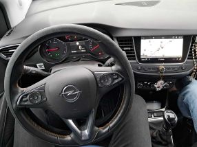 Opel Crossland X - 2017