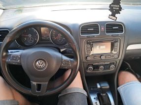 Volkswagen Golf - 2011