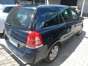 Opel Zafira - 2012