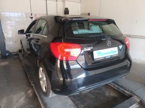 Mercedes-Benz A - 2015