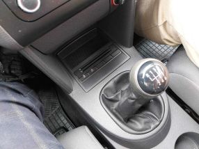 Volkswagen Touran - 2012