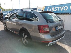 Skoda Octavia Scout - 2014
