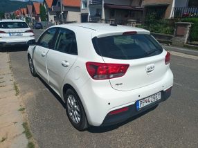 Kia Rio - 2021