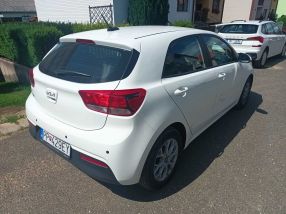 Kia Rio - 2021