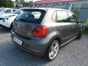 Volkswagen Polo - 2016
