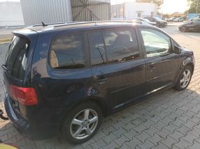 Volkswagen Touran - 2013