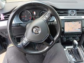 Volkswagen Passat - 2016