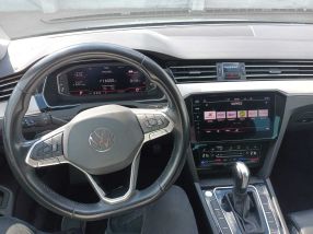 Volkswagen Passat - 2020