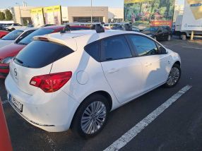 Opel Astra - 2014