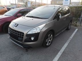Peugeot 3008 - 2013