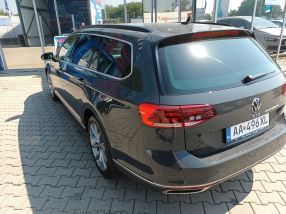 Volkswagen Passat - 2021