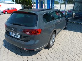 Volkswagen Passat - 2021