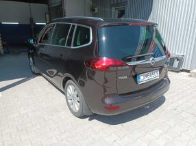Opel Zafira Tourer - 2016