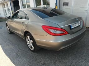 Mercedes-Benz CLS - 2012